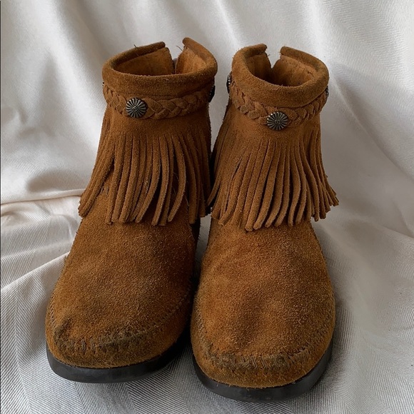 Minnetonka Moccasins Hi Top Brown Suede Braid & Fringe - Picture 3 of 11